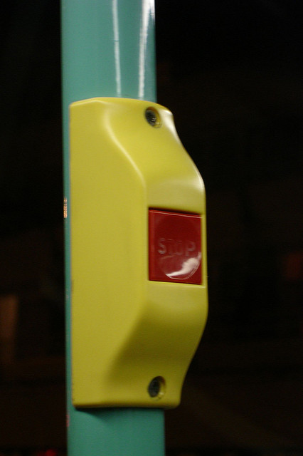 Photo: 'Stop' ©Adrian Scottow, license='CC BY-SA 2.0' flickr='https://www.flickr.com/photos/chodhound/177179890/in/photolist-gE6pG-RnD1eQ-9LC5TG-9JCCq4-91g6LX-2Pbo9-2o7GMp-9Lzxaa-7tnQYS-4cbkv1-rnkvD-5im5Fu-81qfTJ-7XZBoF-CsjEWM-5KN1aQ-5uhSyr-qT2fP-2DUroc-namyz-5zm2XH-6Ev78-o69j1y-jVYb86-dCSh8w-8iW2QJ-cm6Eg-aH4Mh-8PFr3V-yYW5Na-sr5Dp-aqiyiR-nHVAKc-ga7LVi-GYzxKh-4QmG8F-cM1FCS-5X3ixX-ru6aX-DYY2g-GKrRhz-GJtdTG-xF55FU-c2LFqN-emFnPa-9f3aCy-mxPLFX-oPVmRh-7pVTMD-ohJEvr'